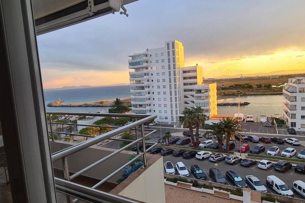 Sunsetmare Vacational Apartment Roses Dış mekan fotoğraf