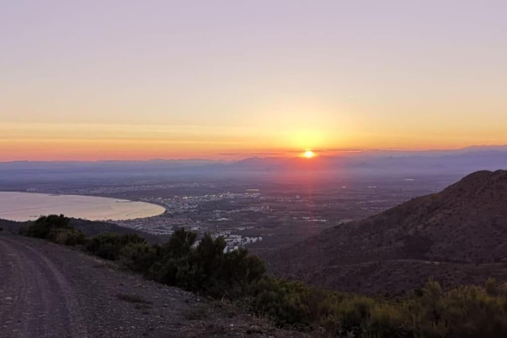 Sunsetmare Vacational Apartment Roses Dış mekan fotoğraf