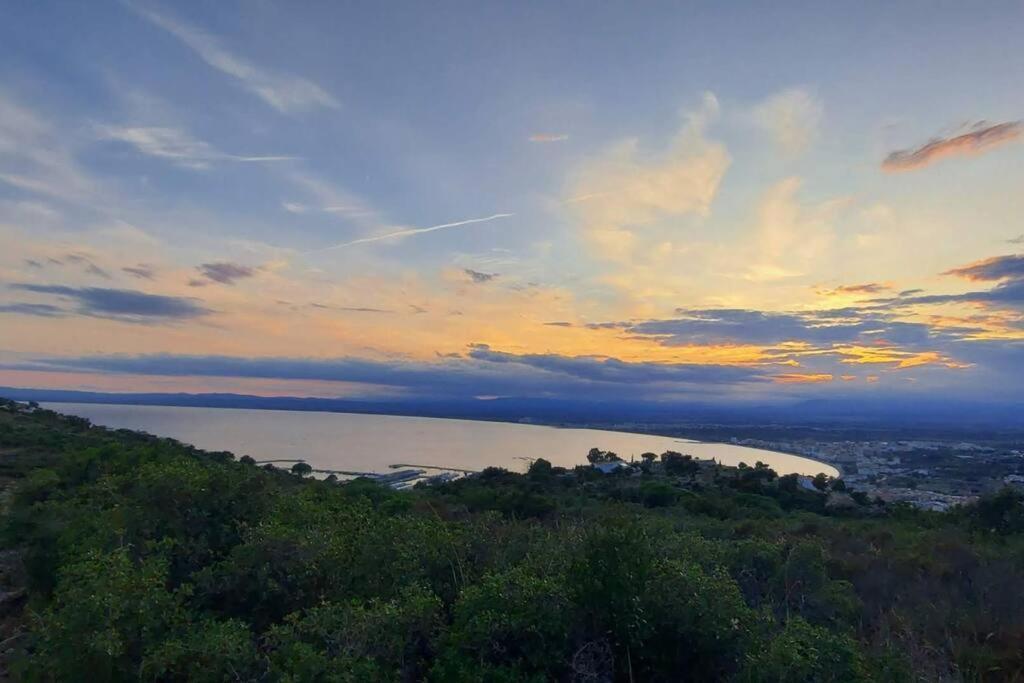 Sunsetmare Vacational Apartment Roses Dış mekan fotoğraf